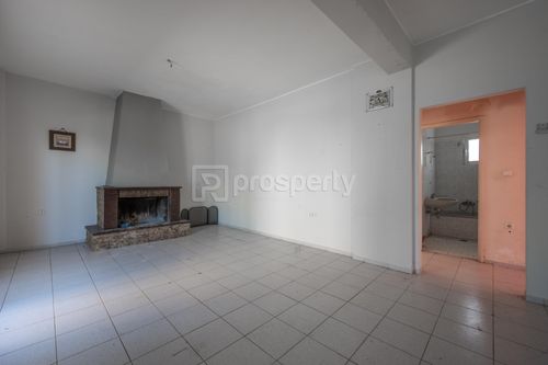 secondary image