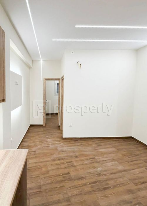secondary image