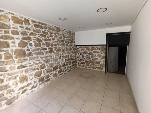 secondary image