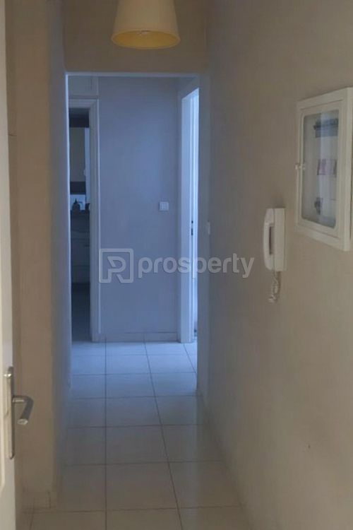 secondary image