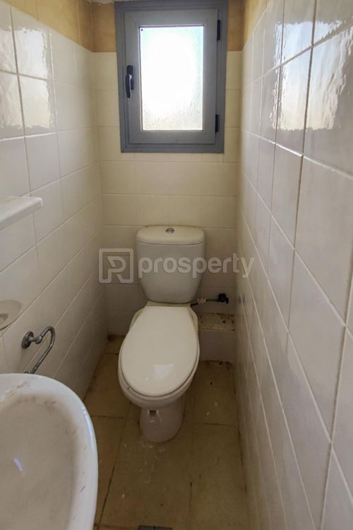 secondary image