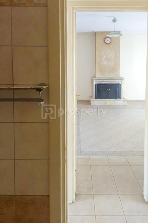 secondary image