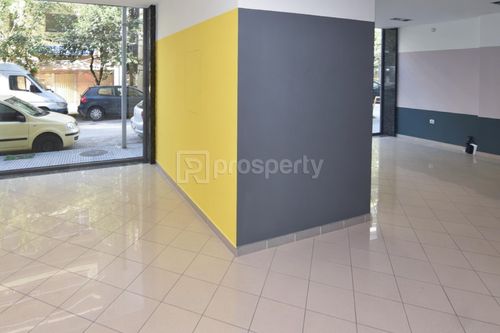 secondary image