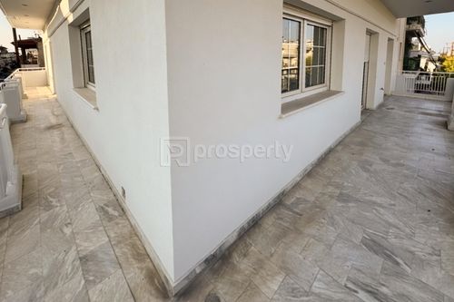 secondary image