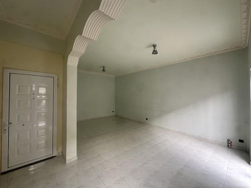 secondary image