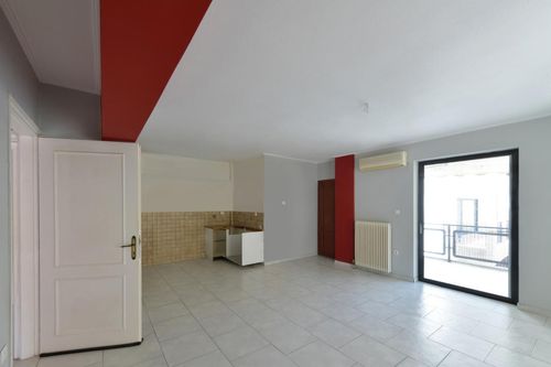 secondary image