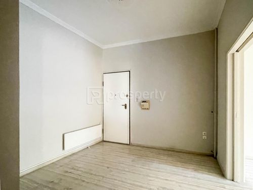 secondary image