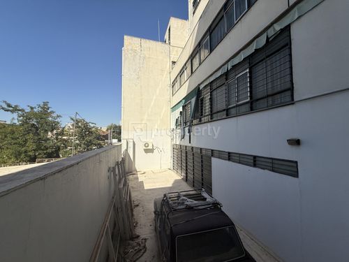 secondary image