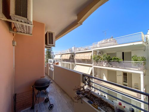 secondary image
