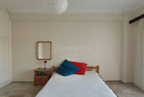 secondary image