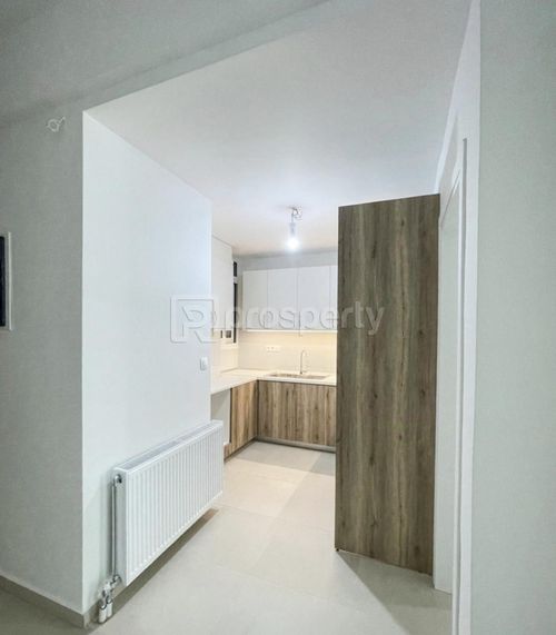 secondary image