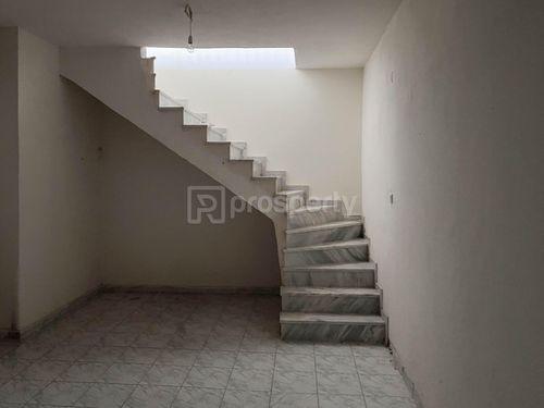 secondary image