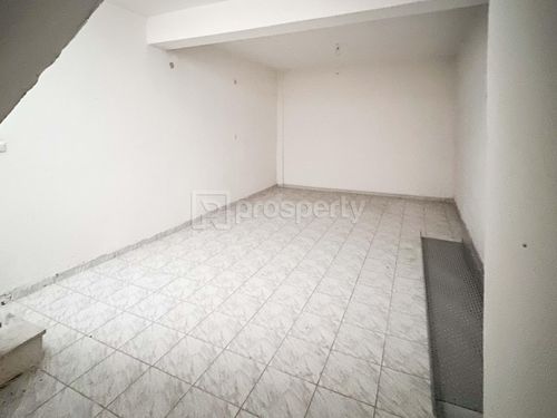 secondary image