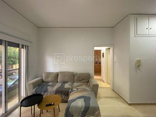 secondary image