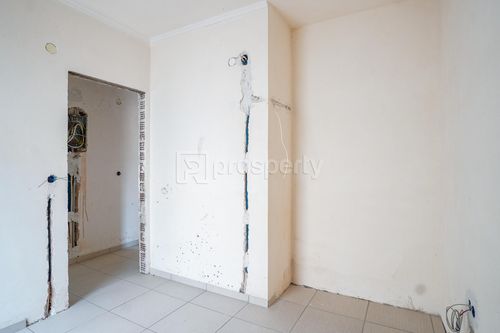secondary image