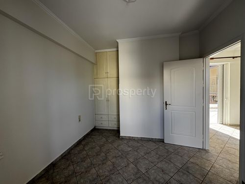 secondary image