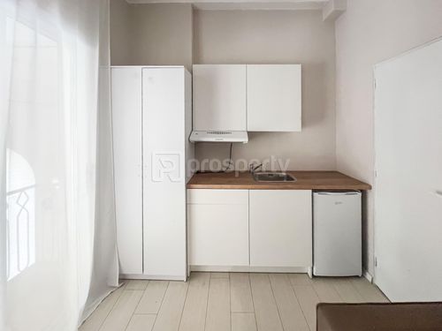 secondary image
