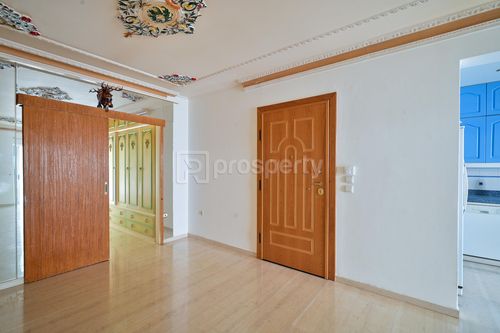 secondary image
