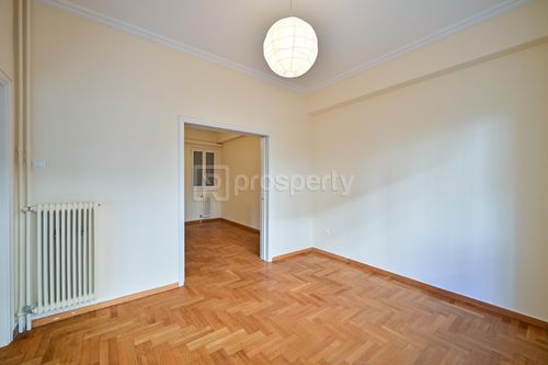 secondary image