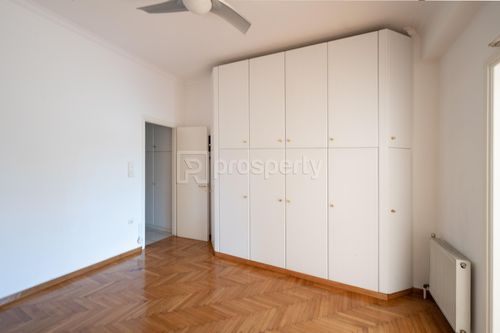 secondary image