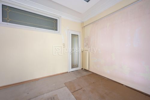secondary image