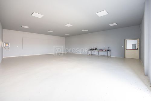 secondary image