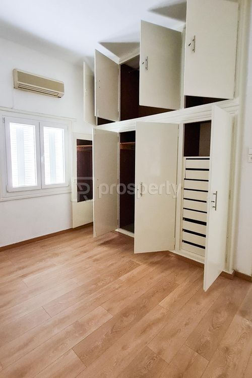 secondary image