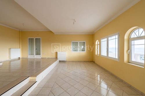 secondary image