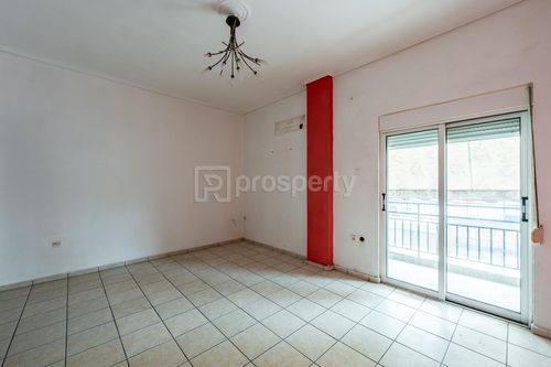 secondary image