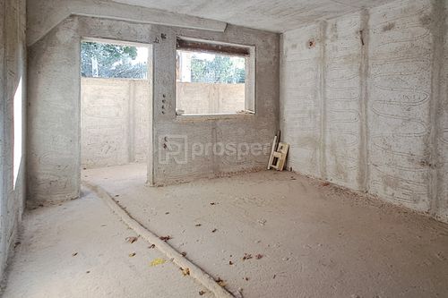 secondary image