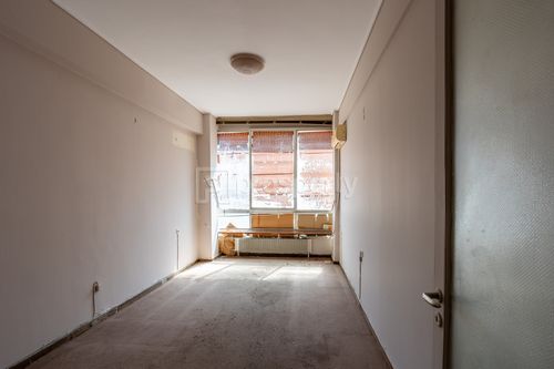secondary image