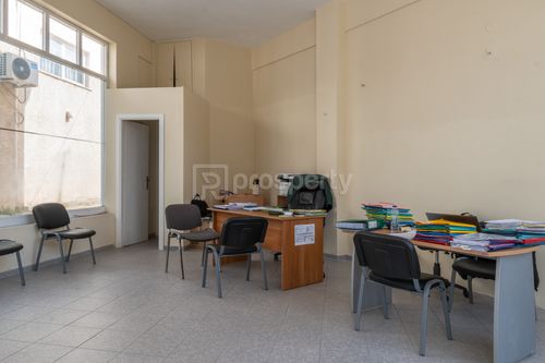 secondary image