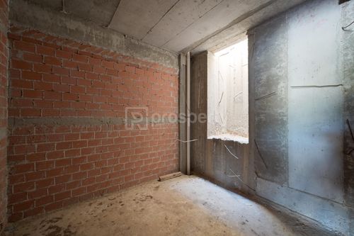 secondary image