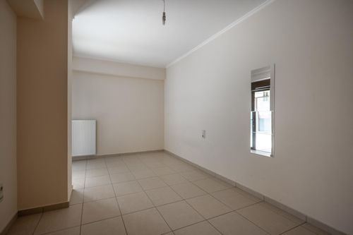 secondary image