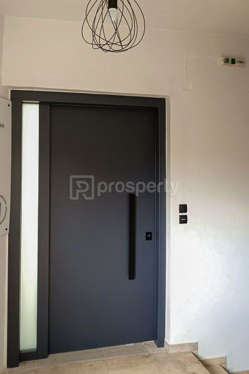 secondary image