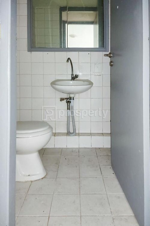 secondary image