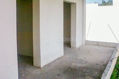secondary image
